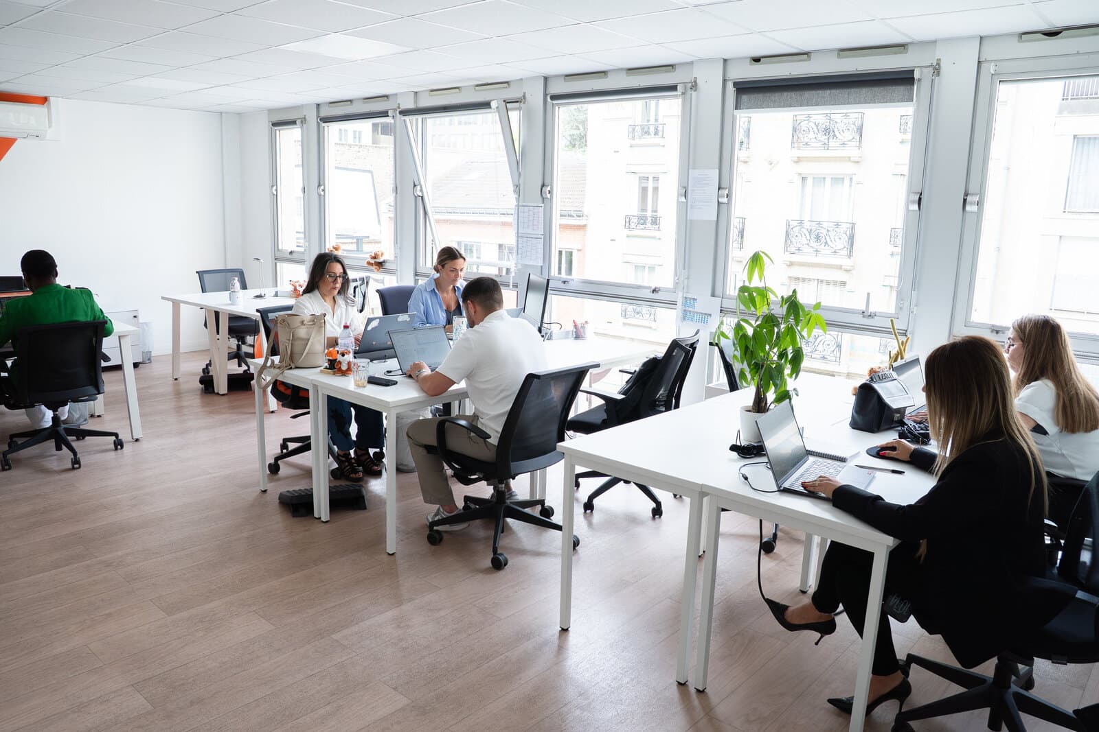 Open space Clevermind, equipa a trabalhar